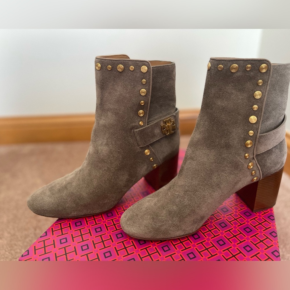 Tory Burch Kira Stud Bootie size 9